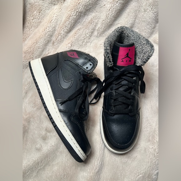 Jordan Shoes - Air Jordan Mids Black and pink 6.5Y or womens size 8